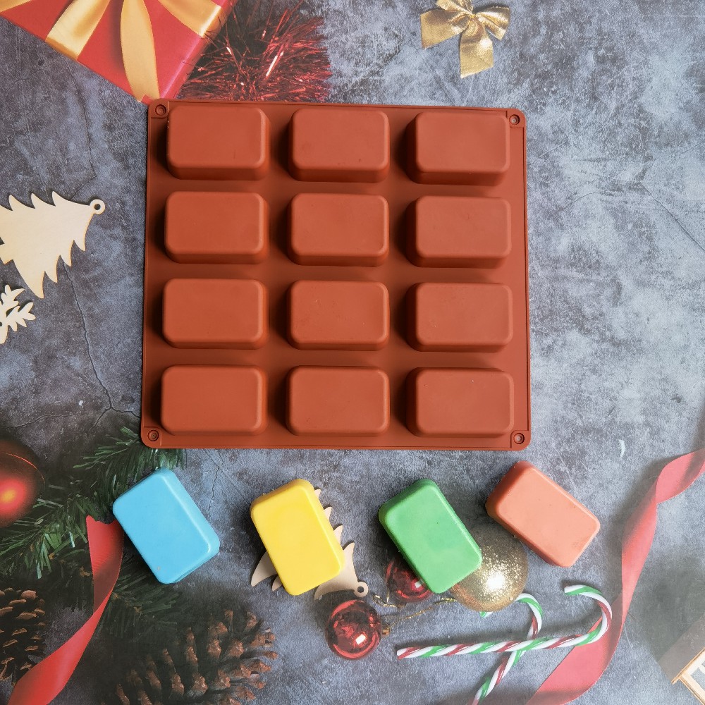 12 Cavity Square Silicone Soap - Candle Supplies In Bulk recensione e prezzo